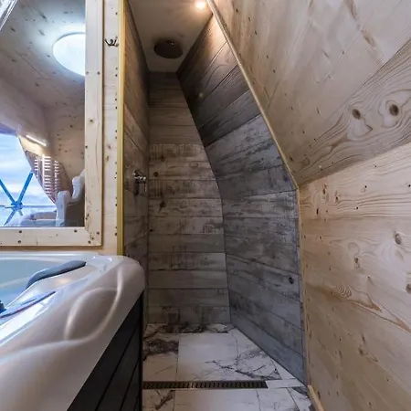 Tente de luxe Glamp Royal *