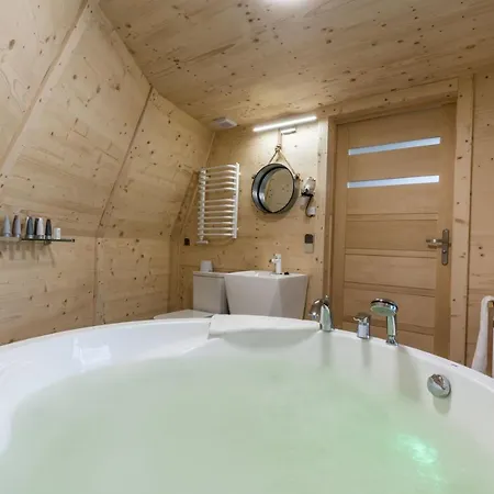 Tente de luxe Glamp Royal *