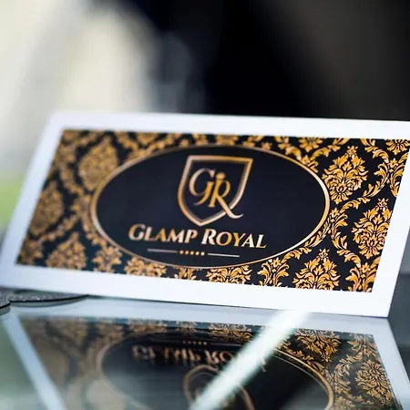 Luksusowy namiot Glamp Royal