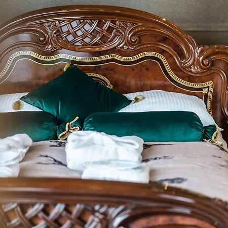 Tente de luxe Glamp Royal