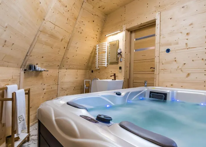 Luksusowy namiot Glamp Royal Biały Dunajec