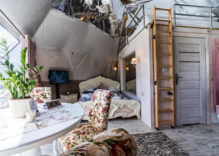 Luksusowy namiot Glamp Royal