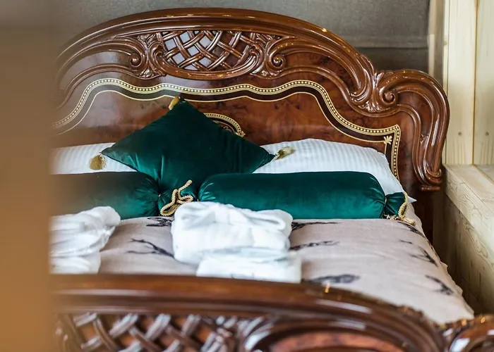 Luksusowy namiot Glamp Royal